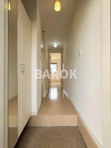 福岡市南区野間１丁目のアパートの玄関