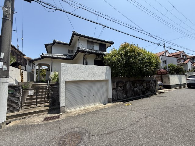 神戸市垂水区桃山台５丁目戸建の外観