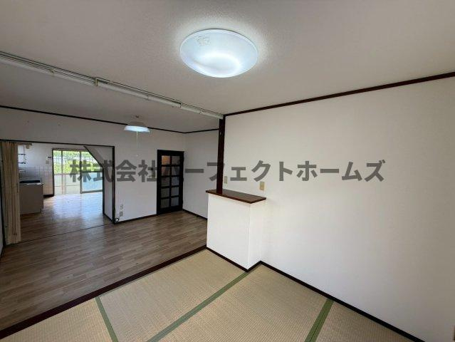 長尾家具町2丁目戸建　賃貸の和室|きれいな和室です