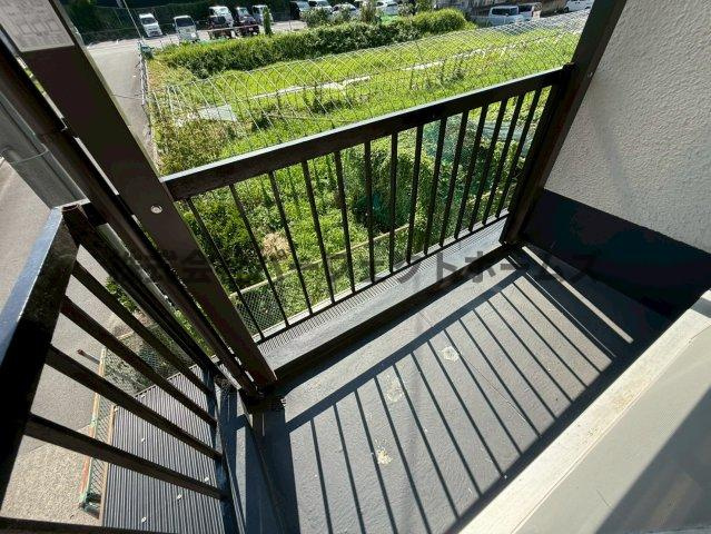 長尾家具町2丁目戸建　賃貸のバルコニー|外からの目が気にならないバルコニーで洗濯物が干せます