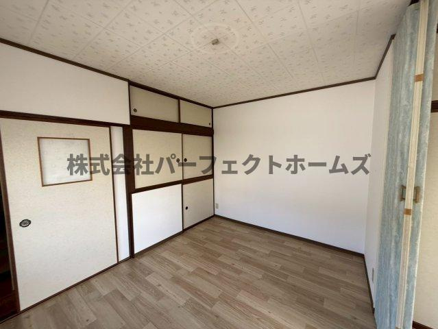 長尾家具町2丁目戸建　賃貸の洋室|明るい洋室です