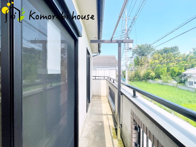 さいたま市見沼区南中丸　中古戸建てのバルコニー|外からの目が気にならないバルコニーで洗濯物が干せます