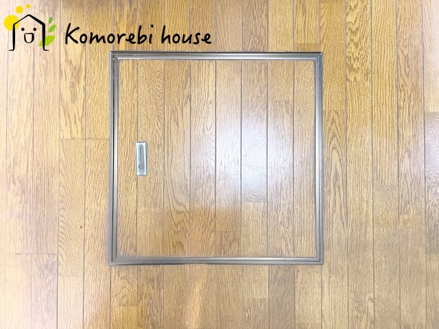 さいたま市見沼区南中丸　中古戸建ての内装|床下収納です