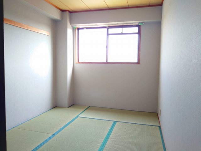 エルヴェ服部の内装