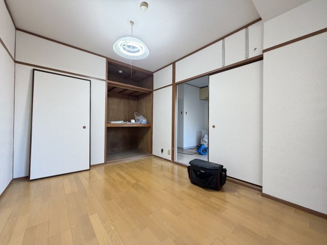 第二大朋マンションの洋室