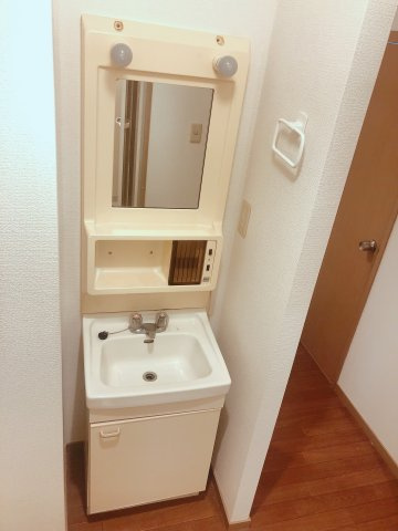 サンクレシェの独立洗面台