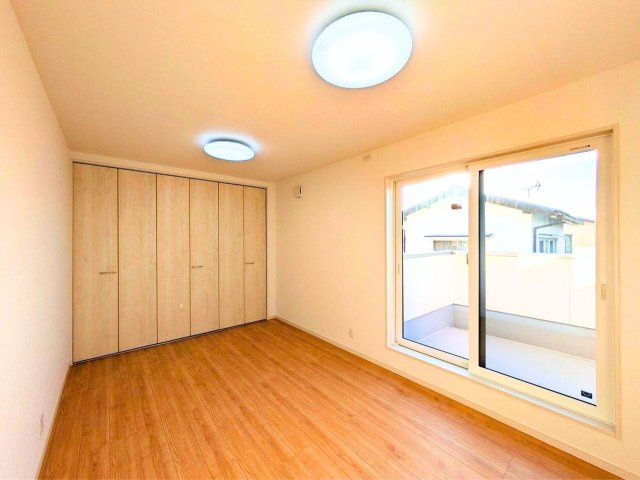 松山市越智２丁目の中古一戸建の洋室|                                                  