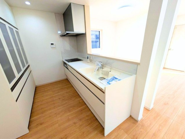 松山市越智２丁目の中古一戸建のキッチン|キッチンです