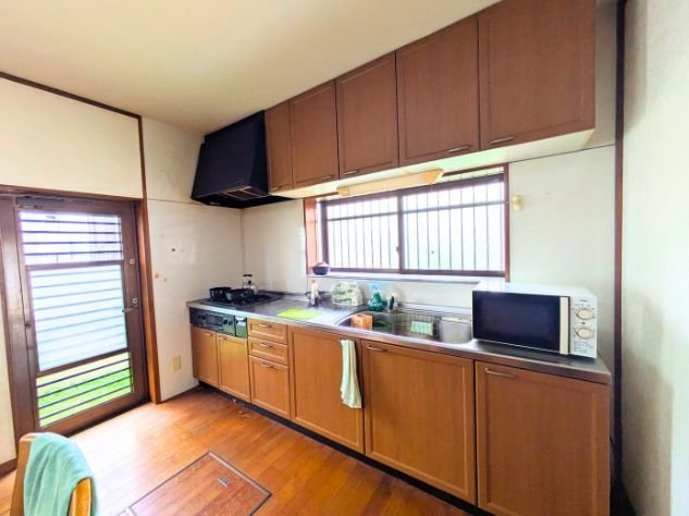 溝辺町戸建のキッチン|キッチンでお料理をお楽しみください
