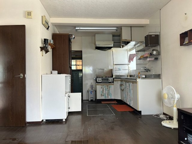 新浜町の居間・リビング|使いやすいリビングです