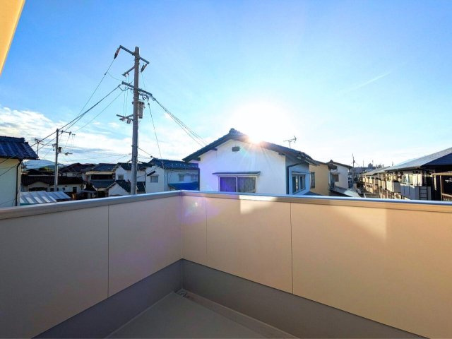 松山市越智２丁目の中古一戸建のバルコニー|                                                  