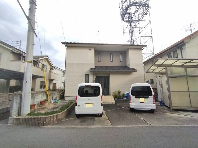 鷹子町戸建て