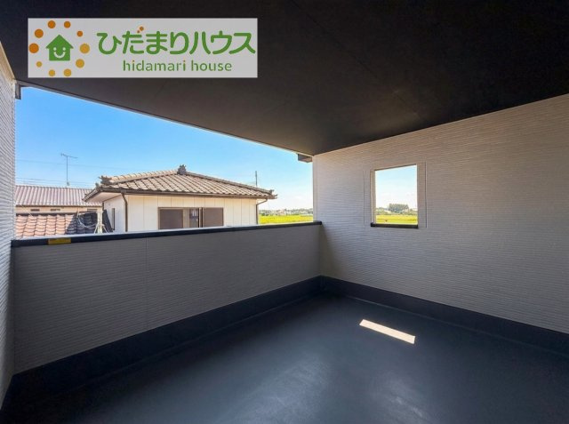【バルコニー】 | つくば市東光台2期　新築戸建　1号棟 | 広々としたバルコニー。お洗濯物もぜーんぶ干せちゃいます！！
