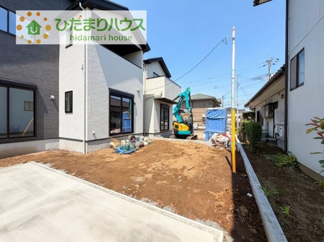 【庭】 | つくば市東光台2期　新築戸建　1号棟 | 日当たりの良い広い庭。友人や親せきが集まってＢＢＱをしたり、ペットと遊んだり。
一戸建てならではの楽しさが広がります(*^-^*)