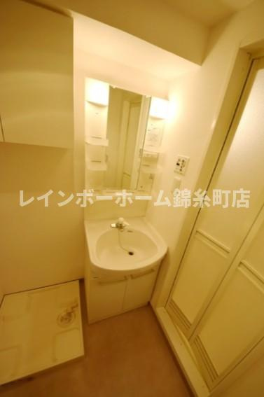 エクアス錦糸町の独立洗面台