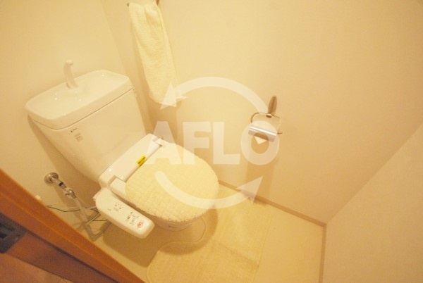 大阪プレステージアコモデーションのトイレ|大阪プレステージ谷町アコモデーション　温水洗浄便座付き