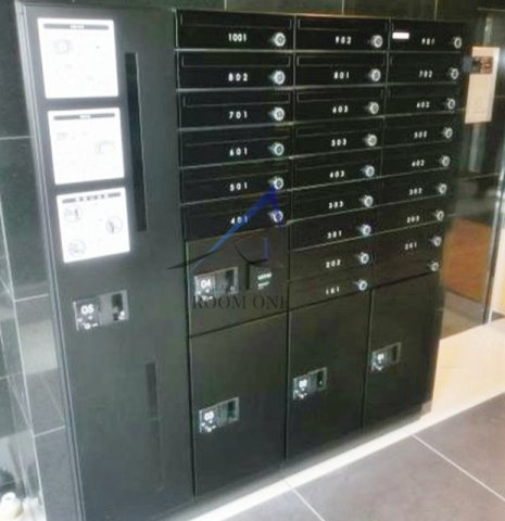 ルクシェール新宿中落合のその他共用部分|集合ポストと宅配ボックスです。