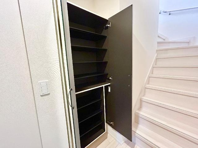 ウィルヴィレッジ　弐番館の収納|下駄箱（イメージ）