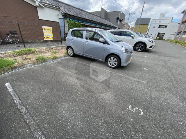 ソリエベーネの駐車場