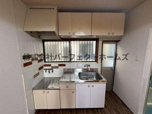 高野道1丁目戸建　賃貸のキッチン|お料理しやすいキッチンです