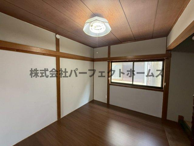 高野道1丁目戸建　賃貸の洋室|コンパクトで使いやすい洋室です