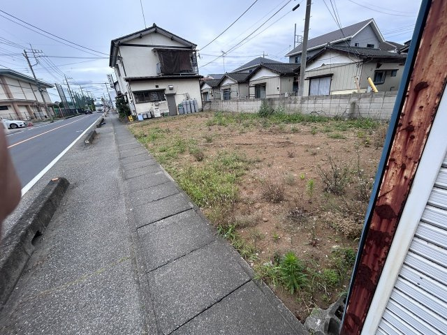久喜本町四丁目売地の前面道路含む現地写真