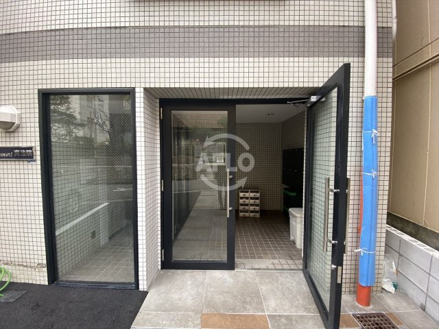 K’s court真法院　五条小学校区のエントランス|K’s court真法院　エントランス