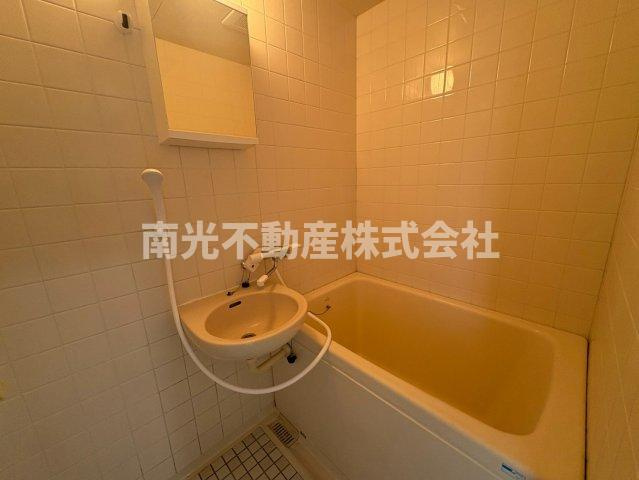 ベルジュネスの浴室