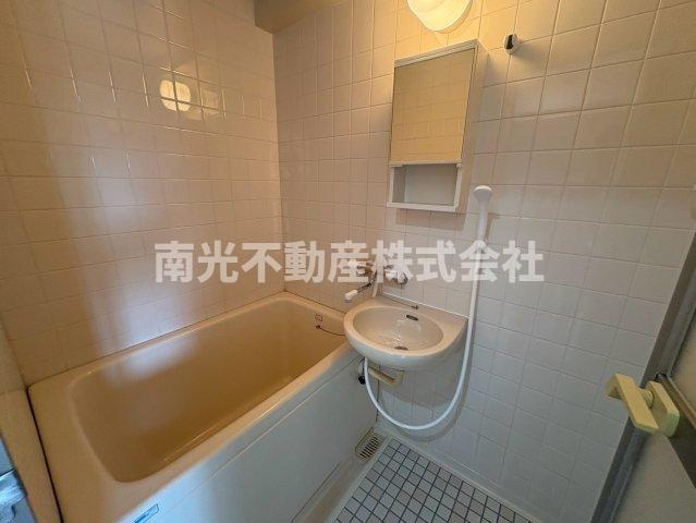ベルジュネスの浴室