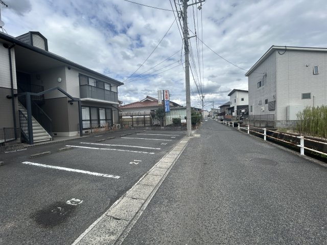 ティファニーDの周辺