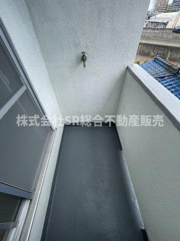 御厨2丁目中古戸建のバルコニー|当日予約も大歓迎です！土日祝、雨の日やお子様連れのお客様の送迎も可能ですのでお気になさらずお問合せ下さい。お仕事終わりのお時間にも柔軟に対応致しますのでお気軽にお申し付け下さいませ。