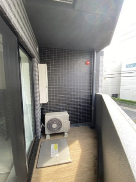 杉並区高井戸東２丁目の賃貸マンションのバルコニー