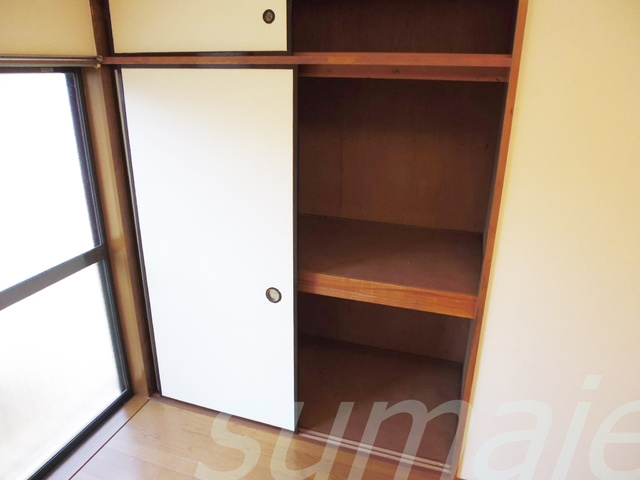 コーポ和の収納|１間分の押入れは良いですね