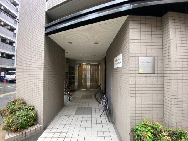 アンシャンテ南堀江のエントランス