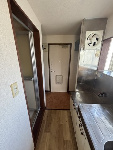 アベマンションの玄関