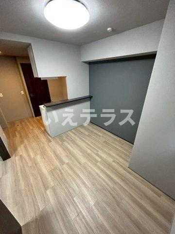 ディアレイシャス湊川公園の居間・リビング