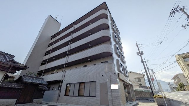 ガーデンHATANOの外観