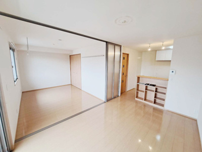 【居間・リビング】 | パークビュー元総社弐番館