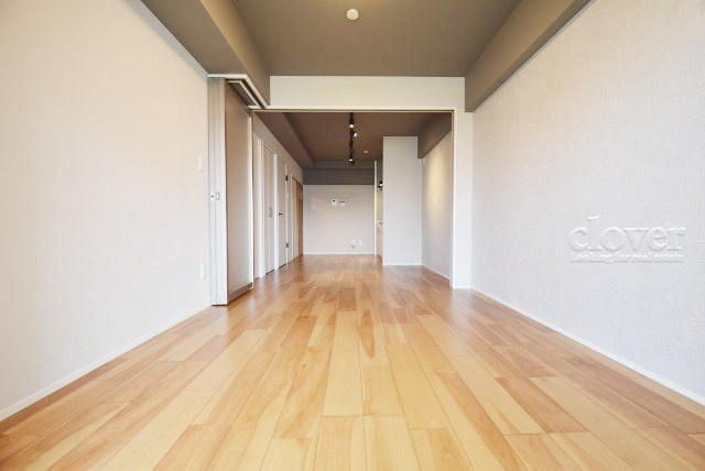 【子供部屋】 | ドルミ錦糸町長谷川ビル | 洋室2　洋室を見るときは具体的な用法や家具配置などをぜひご想像ください。～即日のご見学可能～　お問合せはお気軽にどうぞ。
