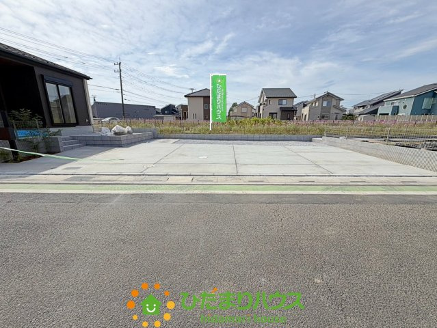 久喜市西大輪リバーサイド　新築一戸建て　02の駐車場