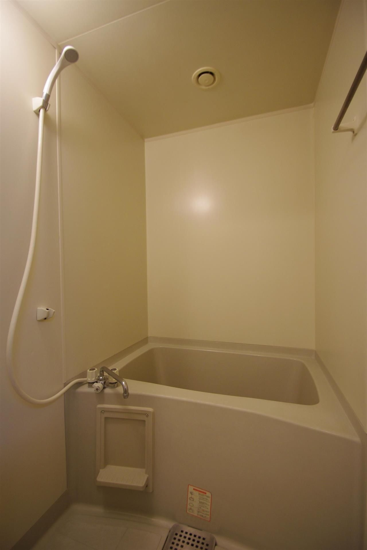フォレストハイム新屋敷の浴室