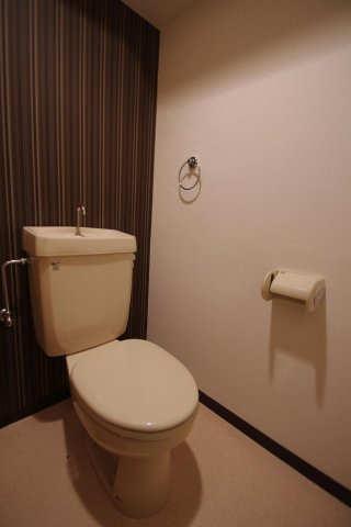 フォレストハイム新屋敷のトイレ