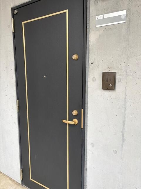 ライジングヒルズの玄関