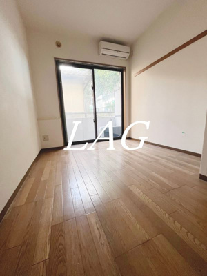 【居間・リビング】 | クレール小金井 | 洋室のお部屋です。