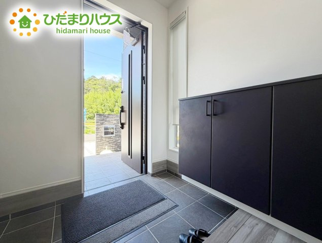 いわき市平下神谷Ⅰ期　新築戸建　3号棟のその他|スニーカーマニアも納得の天井まであるシューズボックス!(^^)!