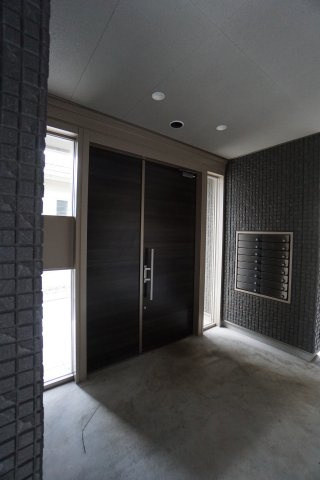 【エントランス】 | Z1 | ※同物件、同タイプのお部屋です