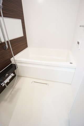 【浴室】 | Z1 | ※同物件・同タイプの写真です