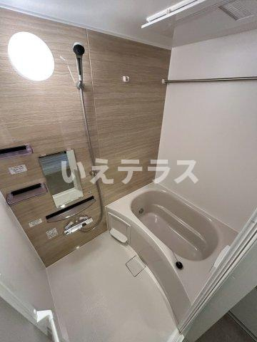 ディアレイシャス湊川公園の浴室