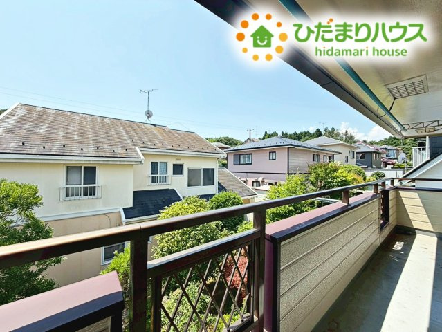 Grace Living いわき｜常磐上湯長谷町釜ノ前　中古戸建のバルコニー|広々としたバルコニーは、大量の洗濯物を干しても余裕！お布団だって、家族全員分をいっきに干せますね(^O^)