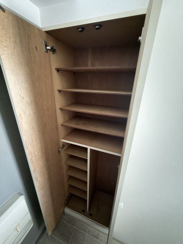 クレッシェンド岸地の収納